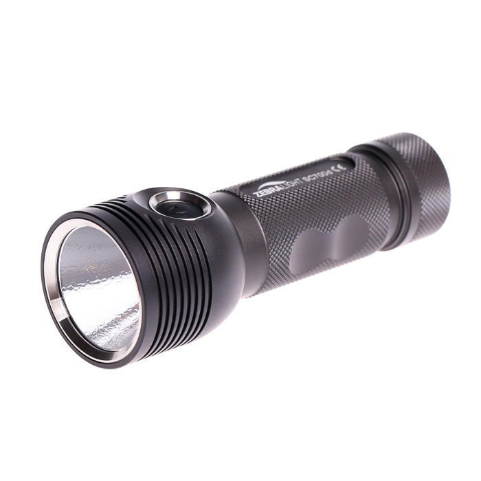 Zebralight SC700d HI